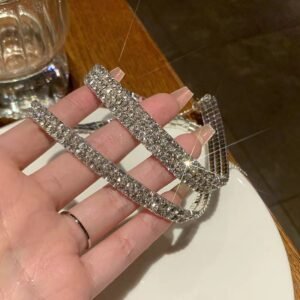 A2513 Cadena decorativa para perros con 6 hileras de strass reflectante y diseño de resorte