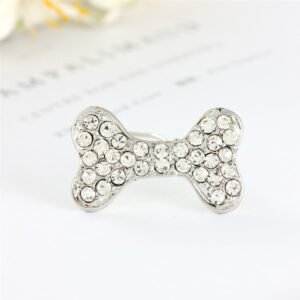 B2501 Cadena con hueso blanco, reflectante, piedras artificiales